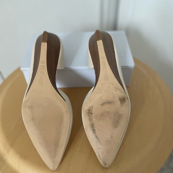 💜 2 for $40 !💜 Nine West Low Wedges - Picture 4 of 6